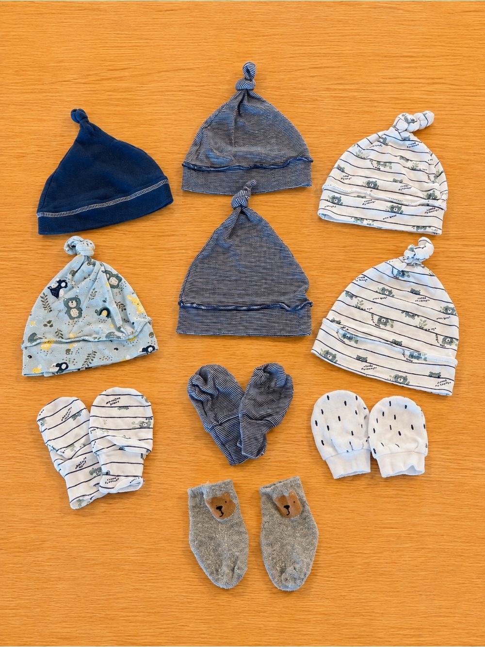 Baby Hats, Mittens & Socks Lot
